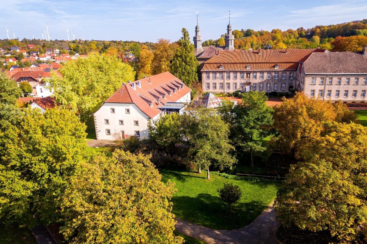 Wohlfuehlhotel Im Schlosspark - Self Checkin Willebadessen Bagian luar foto